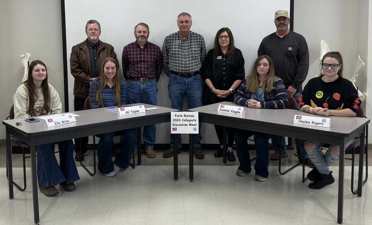 ASUBeebe's tweet photo. Congratulations to Ali Taylor who received first place in yesterday's 23rd Annual Farm Bureau Collegiate Discussion Meet, which was held at ASU-Beebe. Other participants were Ella Wise, Haylee Rogers and Jasmin Vaughn.

#ASUBProud #ImagineYourFuture https://t.co/aWt350wV3n