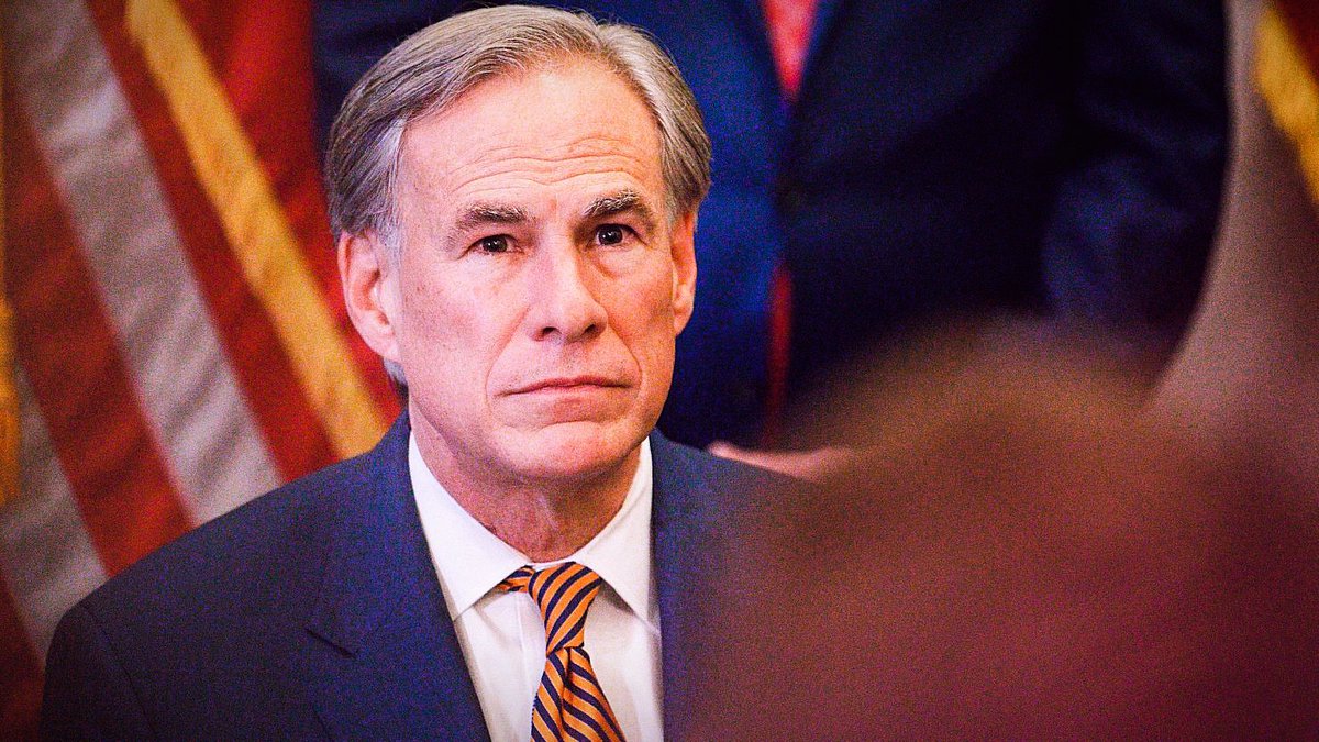 Megatron_ron's tweet photo. ⚡ 🇺🇸 Greg Abbott, Texas Governor:

“Joe Biden needs to learn from Putin how to work for national interests.” https://t.co/7BpUgU11Na