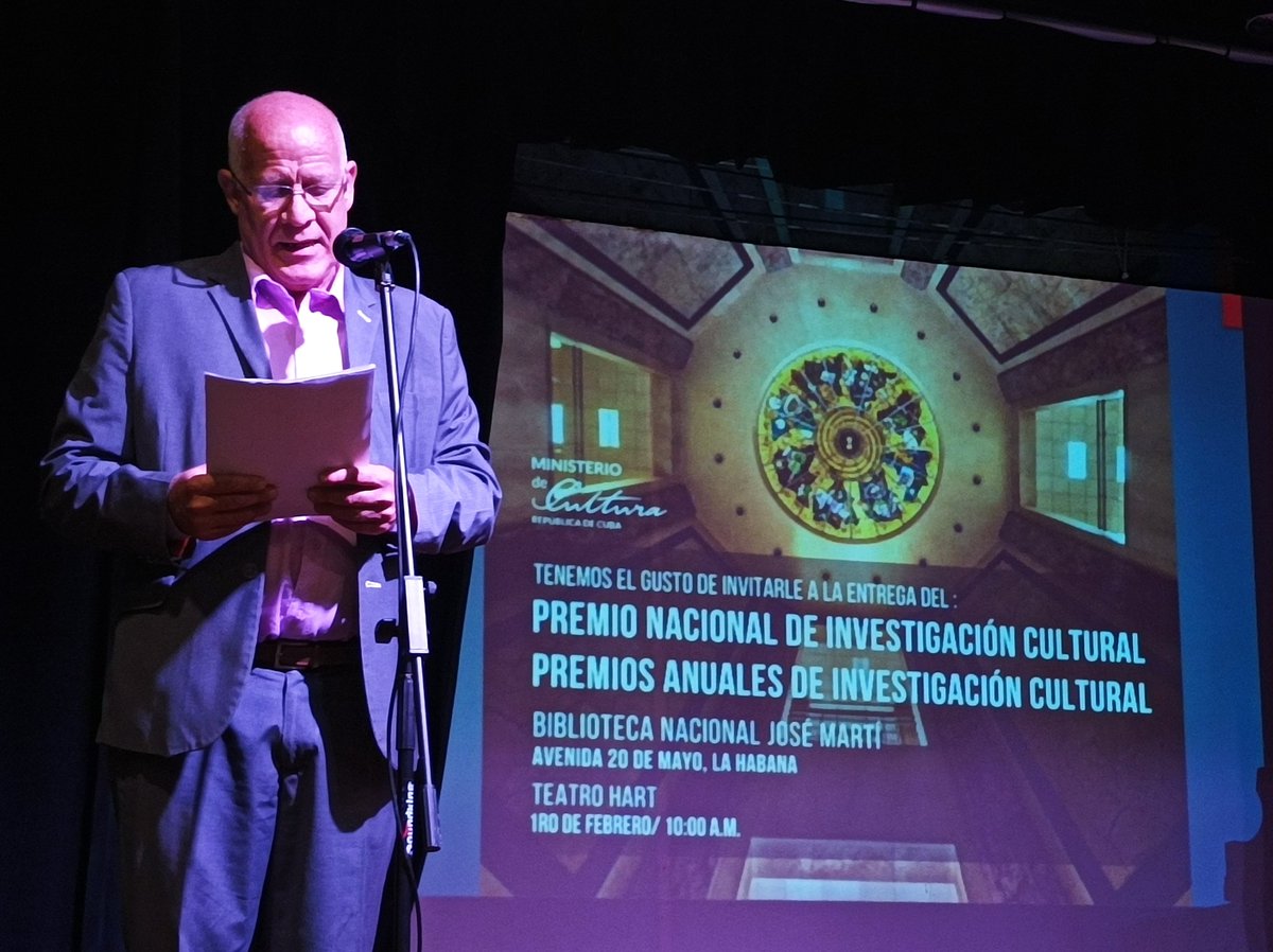 AriadnaPadrnGa1's tweet photo. Con la presencia de @LillitsyOliva  se realizó la entrega del Premio Nacional de Investigación Cultural 2023 a Rafael Hernández Rodríguez por la obra de la vida y su destacada labor como investigador,así como los Premios Anual por su calidad,novedad e impacto social y científico https://t.co/5gyfyQnYlg