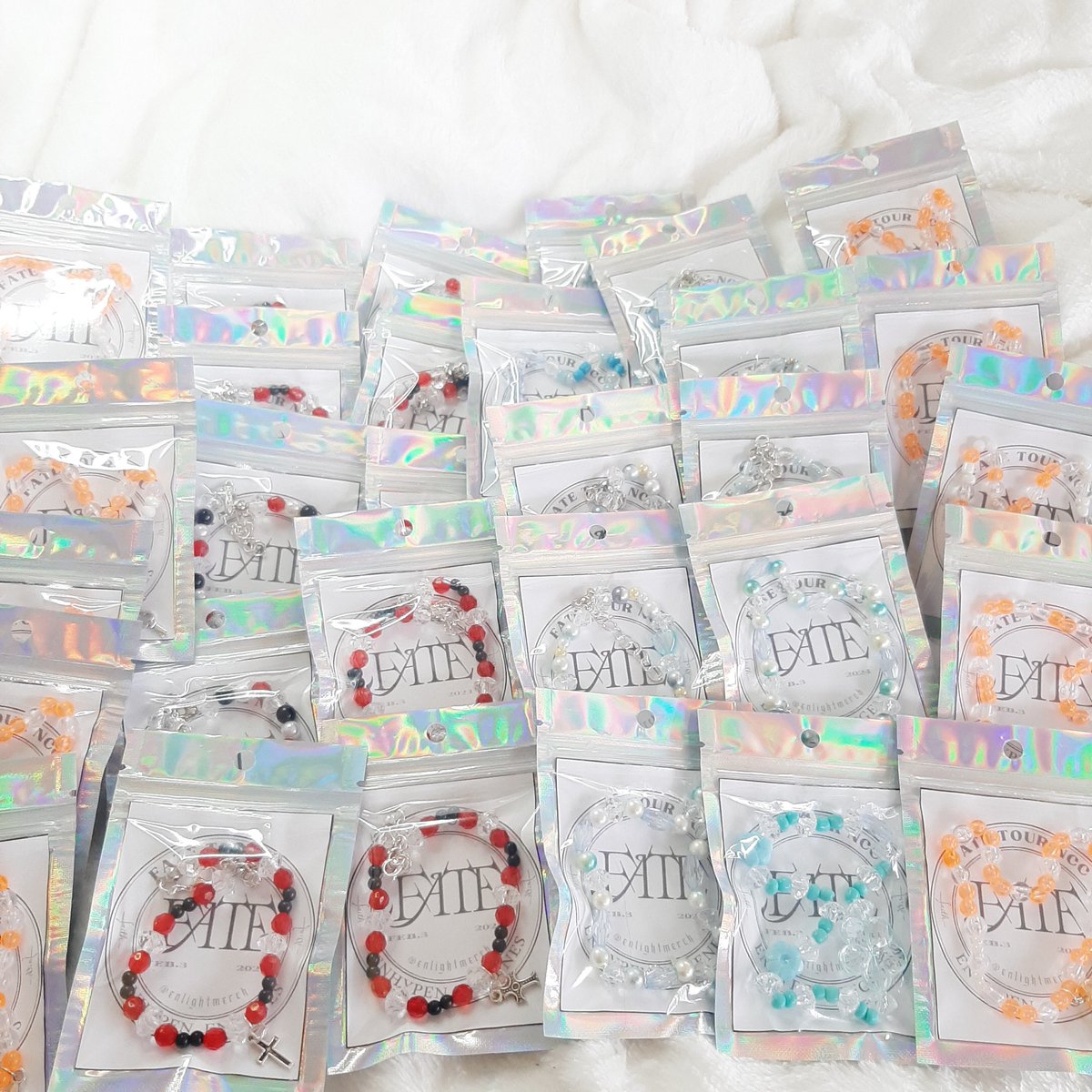 En_Light_Merch's tweet photo. 𐙚 ‧₊˚ ⋅#FATE_IN_NEWCLARKCITY 

ENHYPEN Scrunchies &amp; Beaded Bracelets ˚˖𓍢ִ໋ ✧˚.༘⋆ 
ㅡ fan freebies by @en_lightmerch  1 💫

ֶָ֢𔓘 like &amp; rt
ֶָ֢𔓘 1:1 ratio • limited quantity 
ֶָ֢𔓘 open for trades, on d-day only

see you on feb 3 .ᐟ ⛥ https://t.co/7km1WFPApf