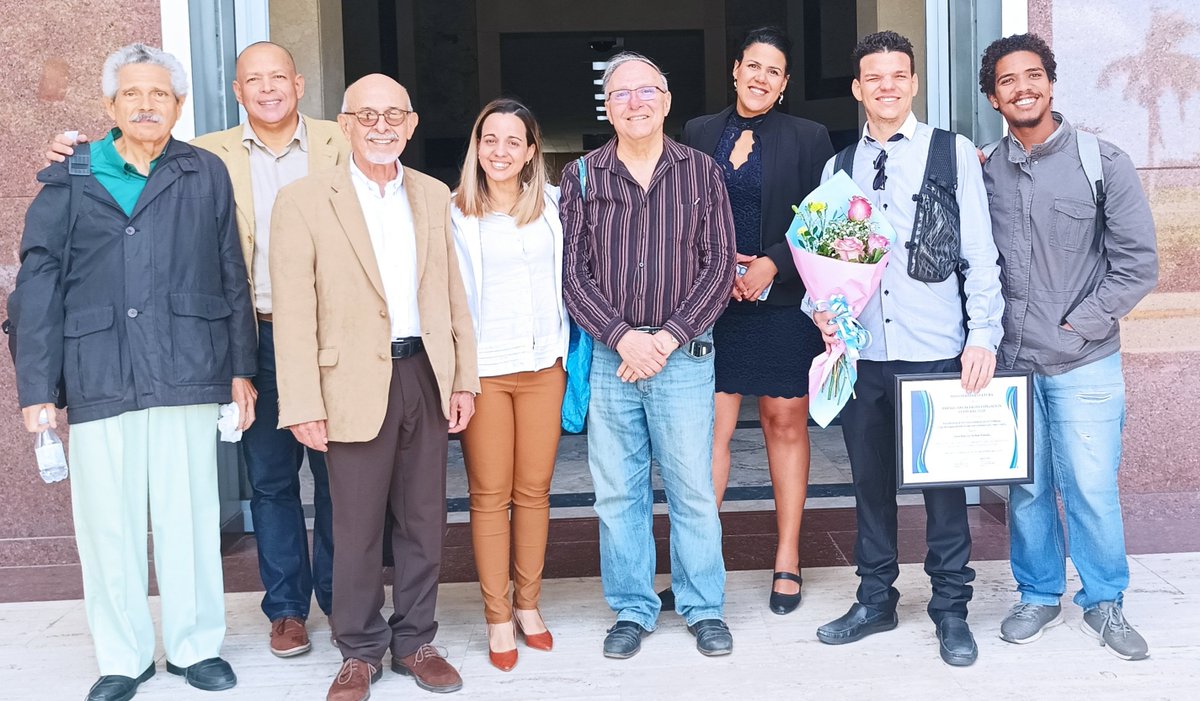 Con la presencia de <a href="/LillitsyOliva/">Lillitsy Hernández Oliva</a>  se realizó la entrega del Premio Nacional de Investigación Cultural 2023 a Rafael Hernández Rodríguez por la obra de la vida y su destacada labor como investigador,así como los Premios Anual por su calidad,novedad e impacto social y científico