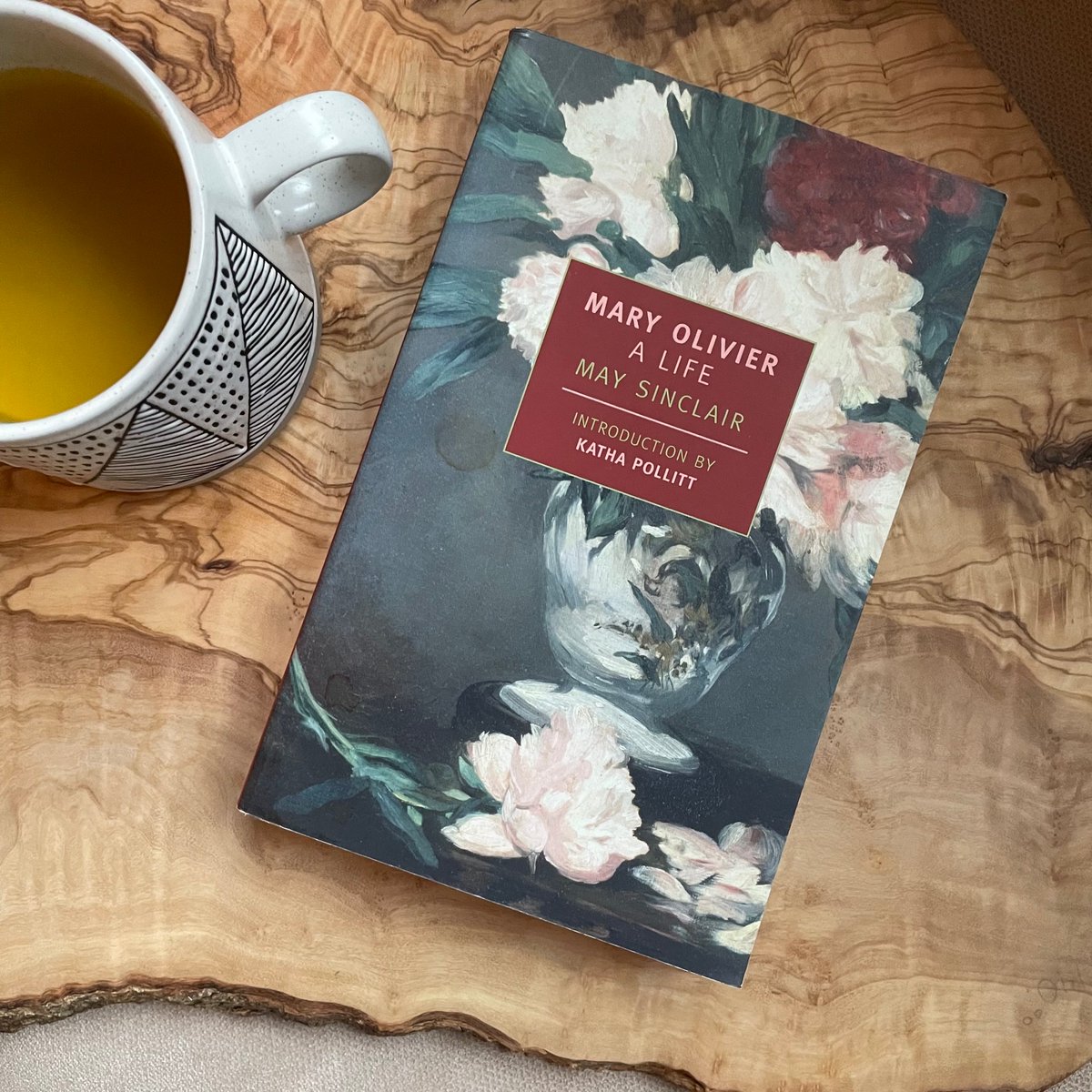 joiedevivre9's tweet image. I’m here for every book that mentions Dorothy Richardson in its intro! #NYRBWomen24 #PilgrimageTogether