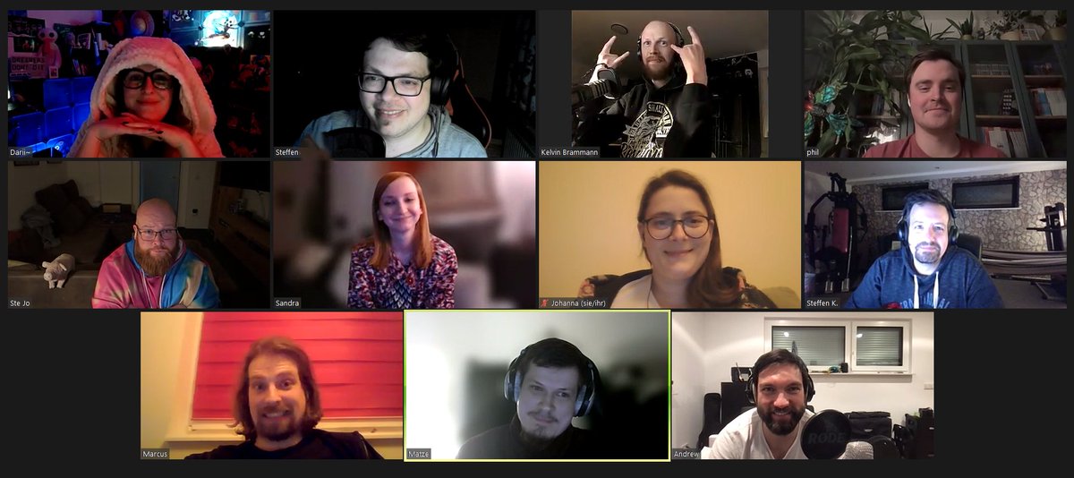 inselradio815's tweet photo. Diese tollen Menschen (und @Mindstalker85 vom @DeinMindcast) haben heute mit uns das 4. Staffel-Finale von LOST gesehen. 

Liebe geht raus  

#lost #podcast https://t.co/LAt2xh7Ds2