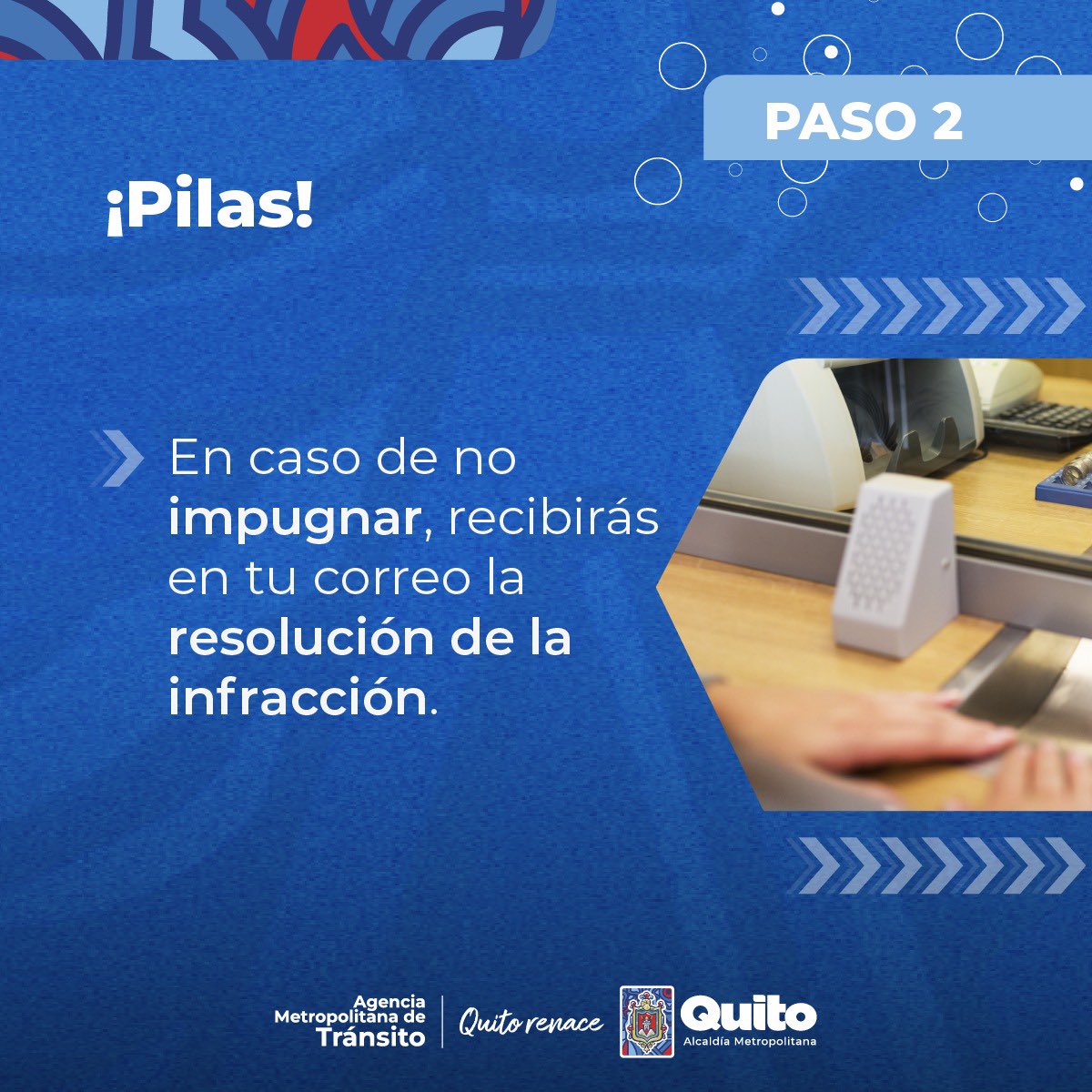 AMT_Quito's tweet photo. 👮🏽‍♂️ #AMTInforma | ¿Recibiste una notificación de infracción de Zona Azul? 🟦  🚗 ¡Atento con la siguiente información! 👇🏼

👍🏽 Cumple tus obligaciones y evita sanciones. 

#QuitoRenace https://t.co/BohWuKcoUt