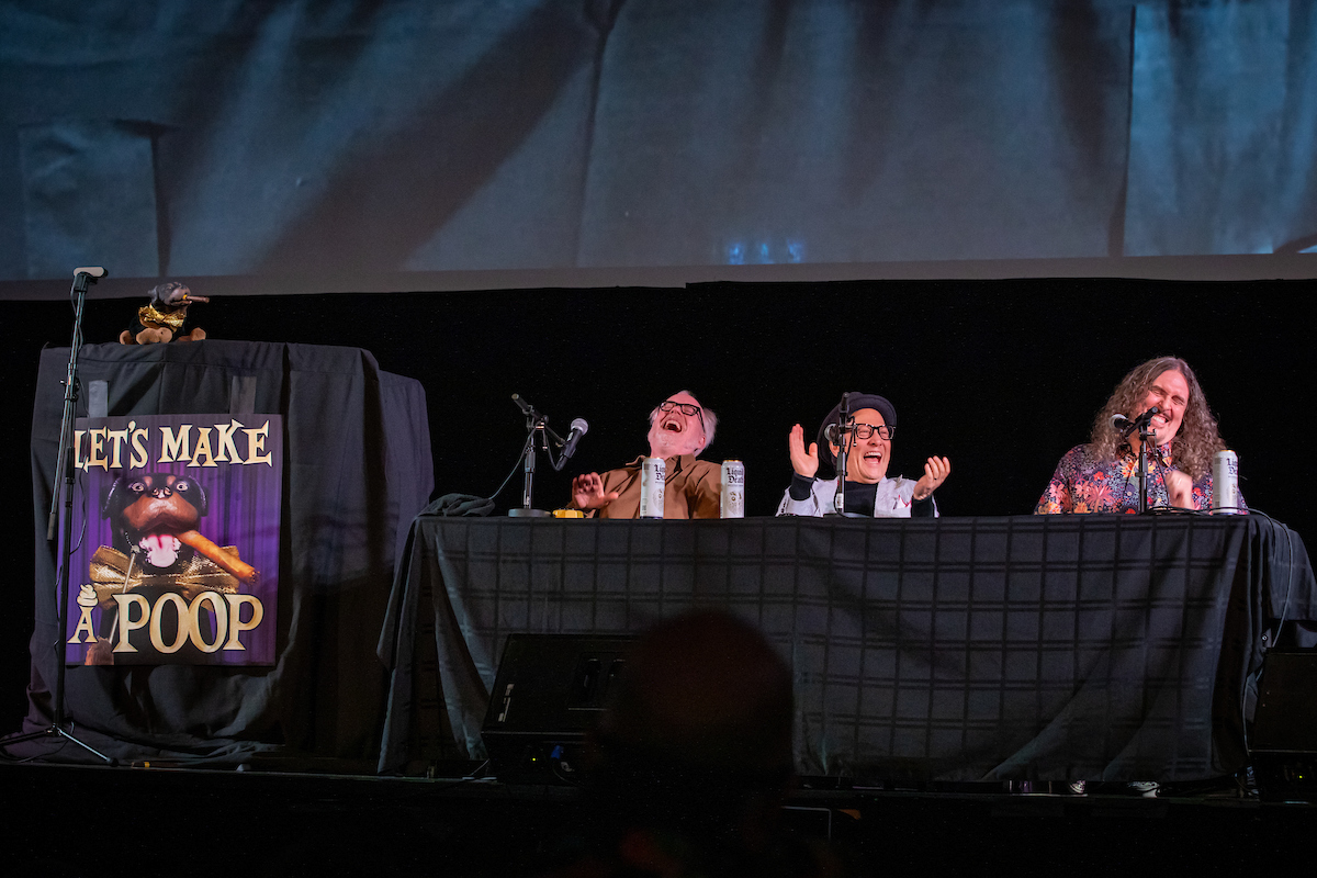 TriumphICDHQ's tweet photo. Have great pics from #LetsMakeAPoop @SFSketchfest but if anyone who was there took VIDEO please feel free to post it here! Trying to cobble together highlights f'th'people. Thanks! - RS @alyankovic #thomaslennon @donttrythis @RobSchneider @ambermruffin
pics @JakubMosur https://t.co/g27GVctdsT