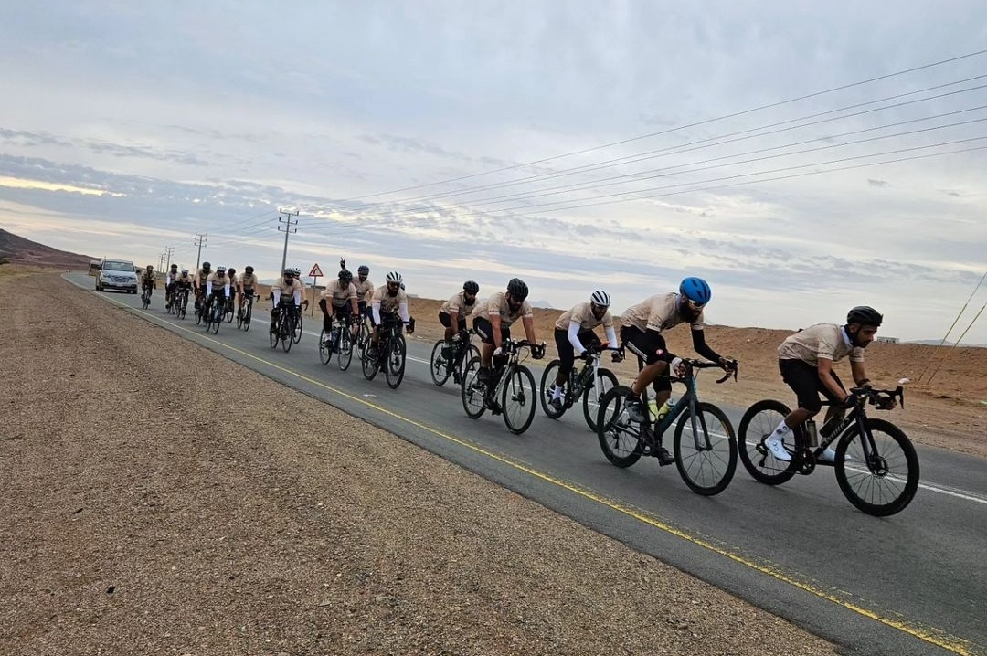 HaramainInfo's tweet photo. A group of 42 cyclists from Europe undertook the journey of 550KM between Makkah and Madinah. 

The group are carrying this out for the third year as it symbolises the migration that the Prophet Muhammad ﷺ took as he fled persecution in Makkah and travelled to Madinah for safety.

When the persecution of the people of Makkah against the Muslims grew intense, Allah commanded them to migrate so that they could establish the religion of Allah in a land where they could worship Him. 

May Allah accept the worship and travel of all pilgrims no matter how they travel to the Holy Lands of Makkah & Madinah and facilitate for those that have never travelled the means to do so in their lifetime.