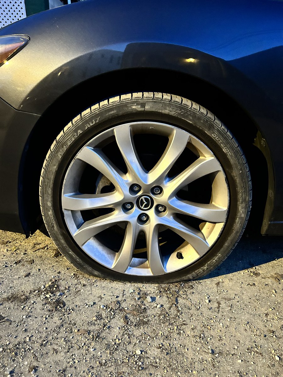 Richmond’s out here expeditiously filling 20-year-old harmless gun holes in sidewalks but letting tire-shattering potholes sit for WEEKS without filling 😡😤🤬😖

(More on Gun Hole: axios.com/local/richmond…)

<a href="/DPW_RichmondVA/">Richmond VA DPW</a>