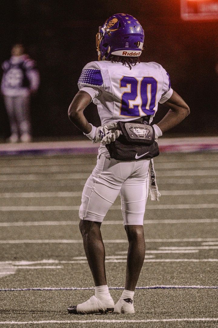 This only the start..#hungry  hudl.com/video/3/176624…