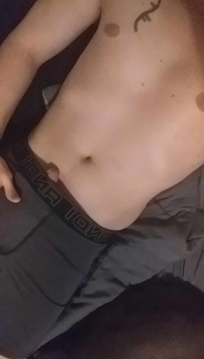MagicMichaelXXX's tweet photo. Lick my tip and get ready to feel heaven https://t.co/CP95yKucxA