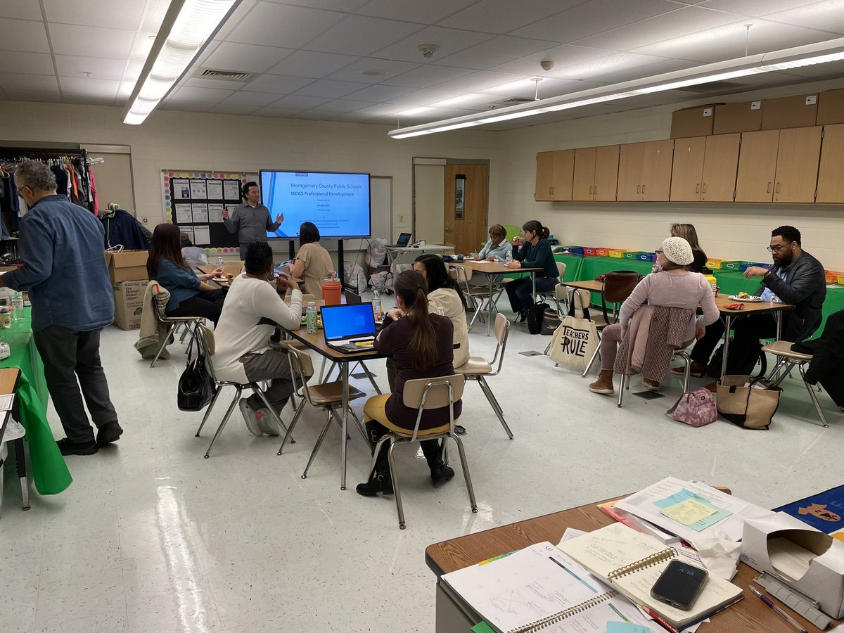 This evening @SERT_G_Rod taught staff everything we need to know about #GreenSchools. Data, solar panels, new projects to start, and in house field trips!  @CSconnect_MCPS @eemajor @blessings4 @SEBHA_PM @sertrecycling @MCPSSERT @MAEOE_MD @Learn_NaturaLee