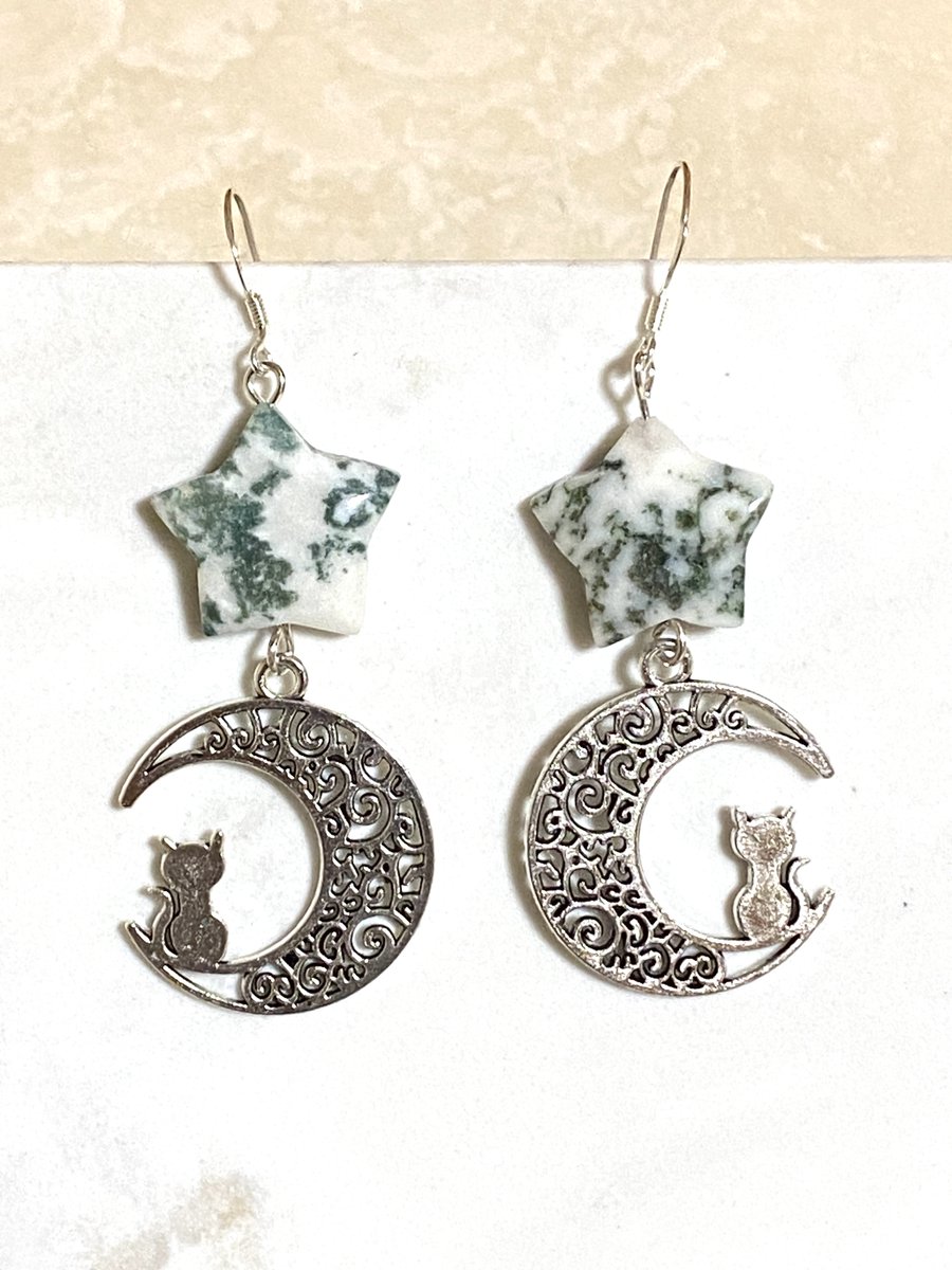 MengyunLiu2's tweet image. Natural Gemstone Tree Agate Star + Cat on the Moon Dangle Earrings &amp;amp; Cord Necklace
#treeagate #agate #druzyagate #necklace #necklaceset #gemstone #moonmagic #eclipse #celestial #catlover #naturelover #witchcrafts #witchy #gothic #grunge #astrology #science #blackmagic #cutecat