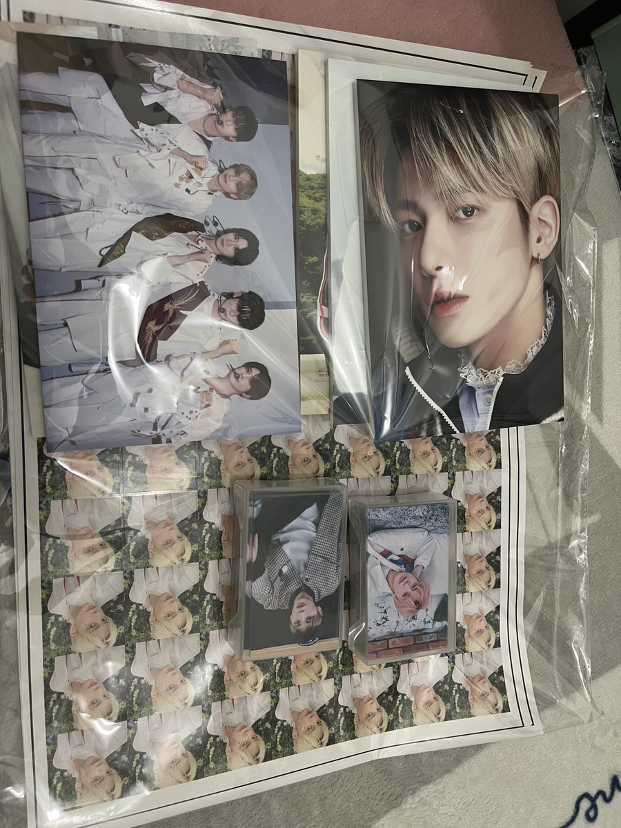 TTIMECAFESG's tweet photo. D-2 #OurGoldenVoiceTaehyun 

#TXT #TAEHYUN @TXT_members https://t.co/7emsBY0DGd