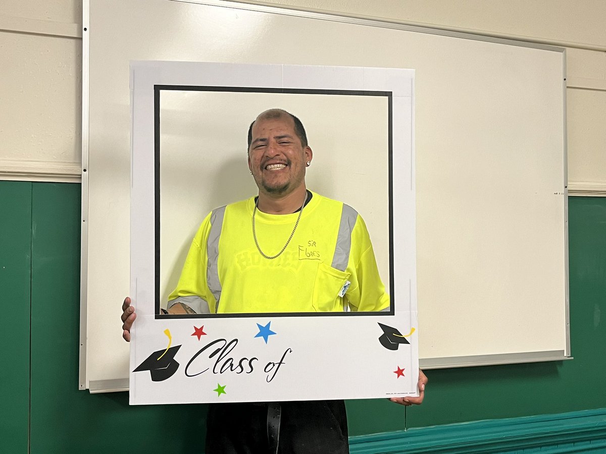 SJALC_education's tweet photo. Hard work and determination paid off! Congratulations Mr. Gilbert Flores on obtaining your GED! #SJALC https://t.co/N42WLbkOC3