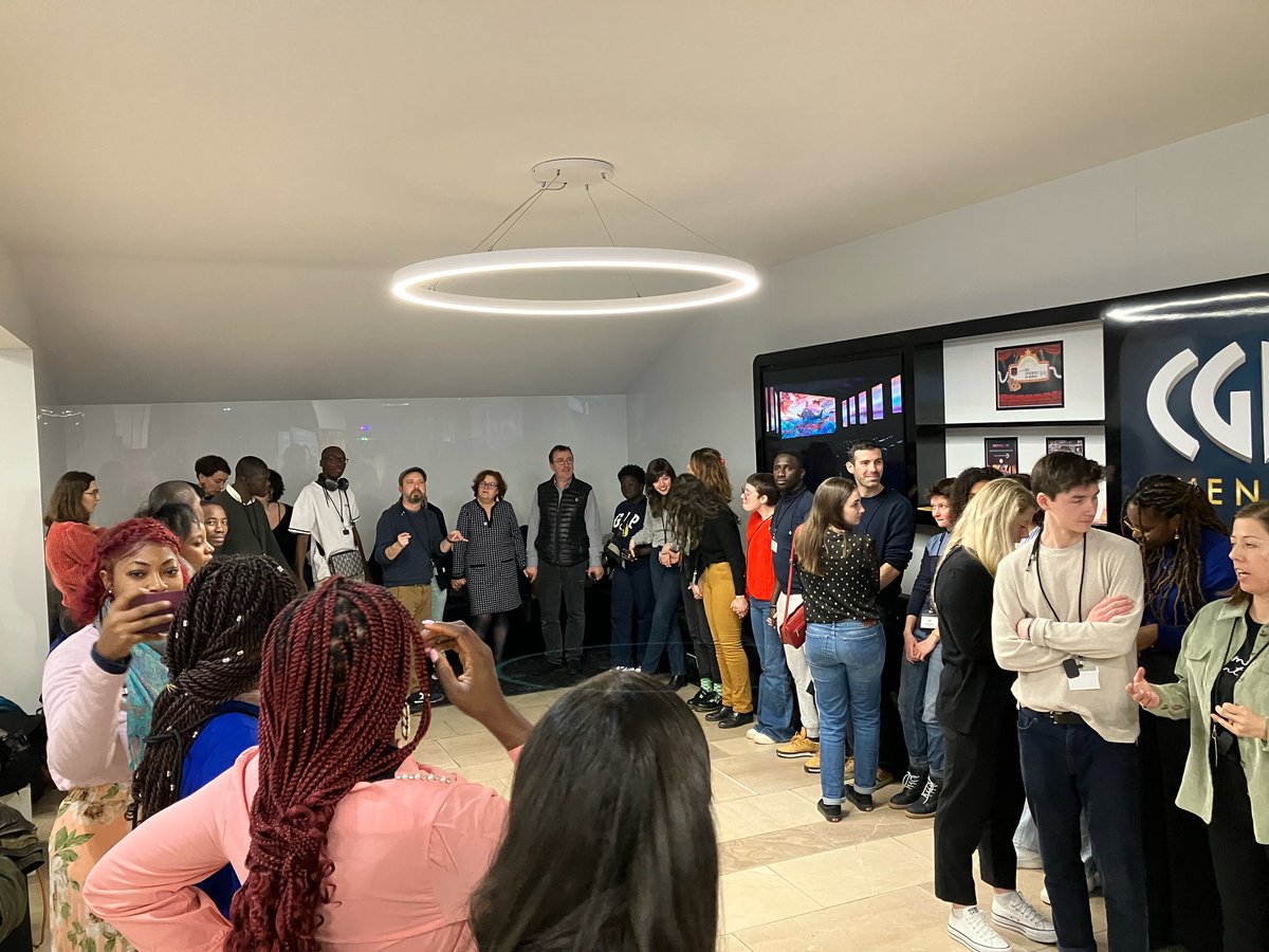 NathalieLanzi's tweet photo. 🔸 Semaine du forum de l’Economie Sociale et Solidaire à Niort avec l’accueil de l’ @ofqj_france.
🗣️ Aujourd’hui, j’étais présente au débat avec @uniscite autour des jeunes sur les territoires.
#ESS #OFQJ @NvelleAquitaine https://t.co/2s81QwC3w9