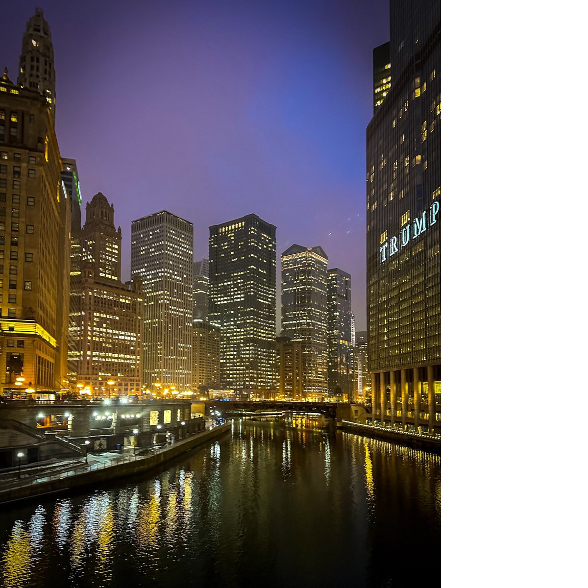 Day and night from the #DuSableBridge. 
#Chicago #ChicagoRiver