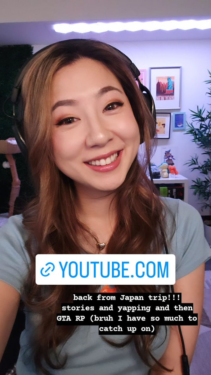 FoozeFan's tweet photo. SHE IS BACK 🥰🥰🥰🥰 https://t.co/4Pogpe7qGF