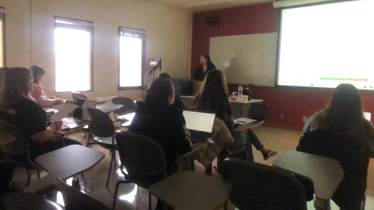 JessicaJ1225's tweet photo. Great workshop happening right now by EWU PRSSA, the Career Center and Alumni Relations on how to put together a great resume, how to network utilizing the Eagle Career Network and the value of landing an internship
#PRSSA
#EWUPRSSA
@EWUCareers
@EWUalumni https://t.co/ILjdf1GWNW