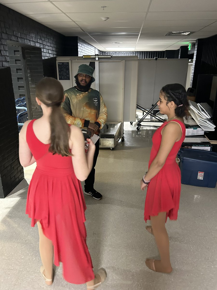 Congrats to all the choreographers and dancers who participated in Day 1 of the Student Choreography Festival! And kudos to <a href="/LansdowneMS/">Lansdowne Middle</a> as it was their first time attending! <a href="/WarfelRyan/">Ryan Warfel</a> <a href="/koneisha_/">Koneisha Robinson</a> <a href="/dtpilate38/">Darryl Pilate</a> <a href="/sonia_synkowski/">Sonia Synkowski</a> <a href="/BCPSDance/">BCPS Office of Dance</a>