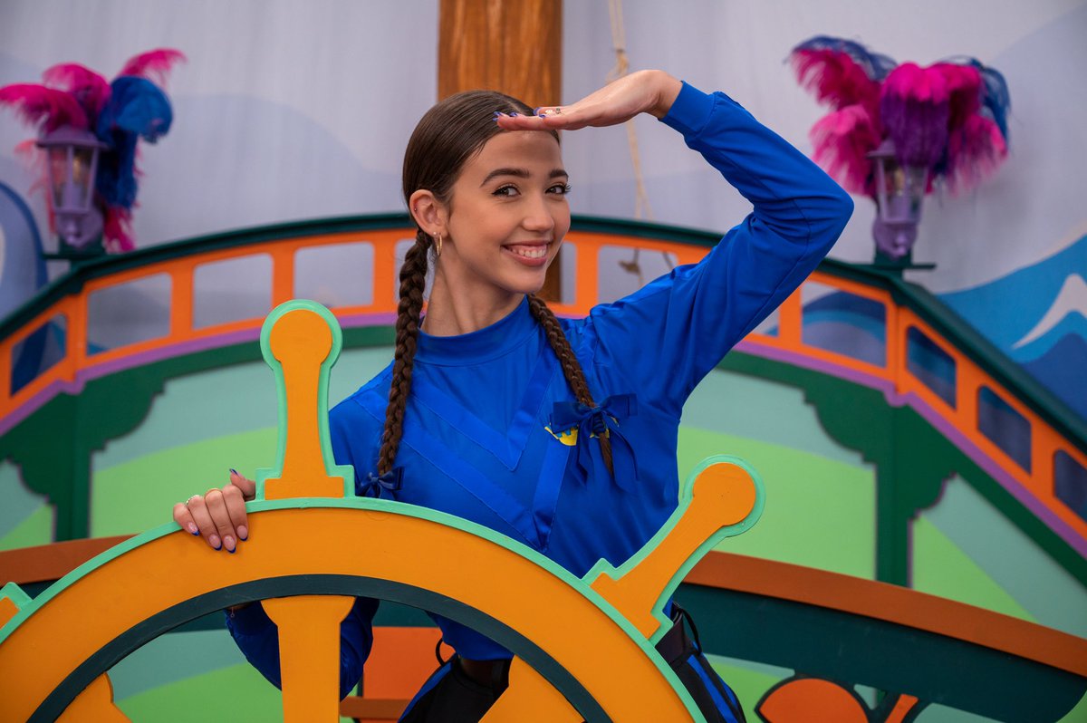 Happy birthday to Lucia Wiggle! Join us in wishing her a bluetiful day 💙🎂🥳 #TheWiggles #HappyBirthday