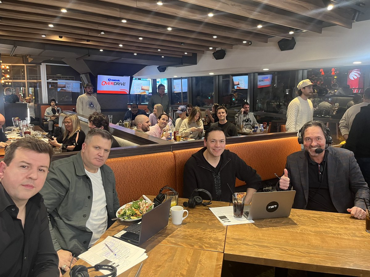 OverDrive (@overdrive1050) on Twitter photo #LeafsForever legend Darcy Tucker joins the boys around the table at <a href="/bostonpizza/">Boston Pizza</a>!
<a href="/16DarcyTucker/">Darcy Tucker</a> #LeafsForever legend Darcy Tucker joins the boys around the table at <a href="/bostonpizza/">Boston Pizza</a>!
<a href="/16DarcyTucker/">Darcy Tucker</a>