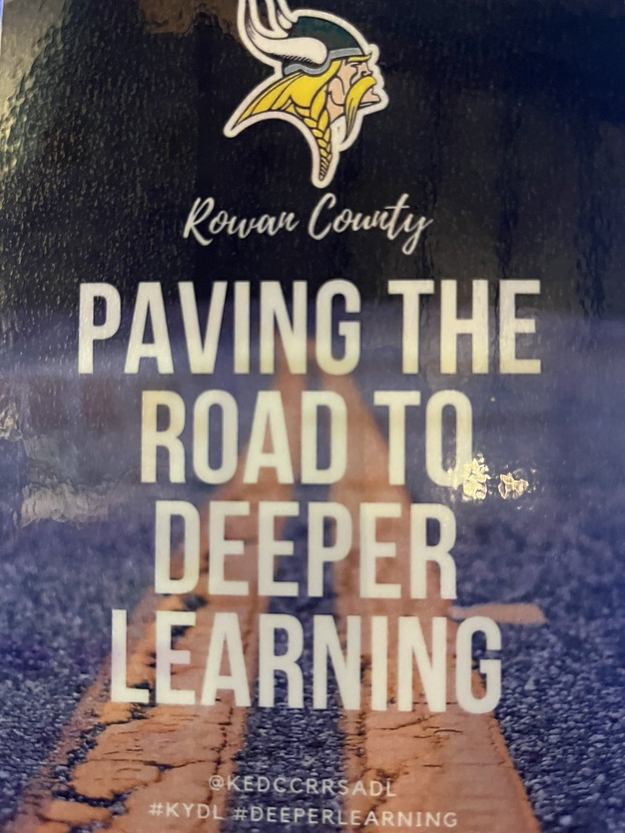 Prowlander's tweet photo. My #dailypositive @RCMSOffices @cmfhwatts RCMS STLP 📚📚📚recording picture books for their QR code bookmarks to share with @McBrayerElem K-2 students. #STLP #rcLEADS #creativecommunicators https://t.co/BlPzMeCsMT