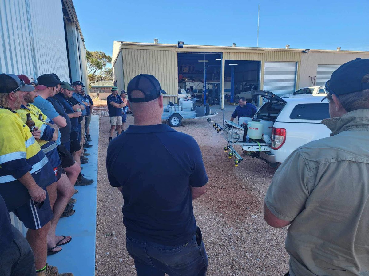 CurtisSaleSrvc's tweet image. Thanks to all who attended our Wudinna Spraywise workshop Wednesday night! 😎
#Croplands in conjunction with #Nufarm 
#curtisnewholland #newhollandagriculture 
🔹 TUMBY BAY 08 8688 2119 
🔹 CUMMINS 08 8676 2117 
🔹 WUDINNA 08 8680 2161