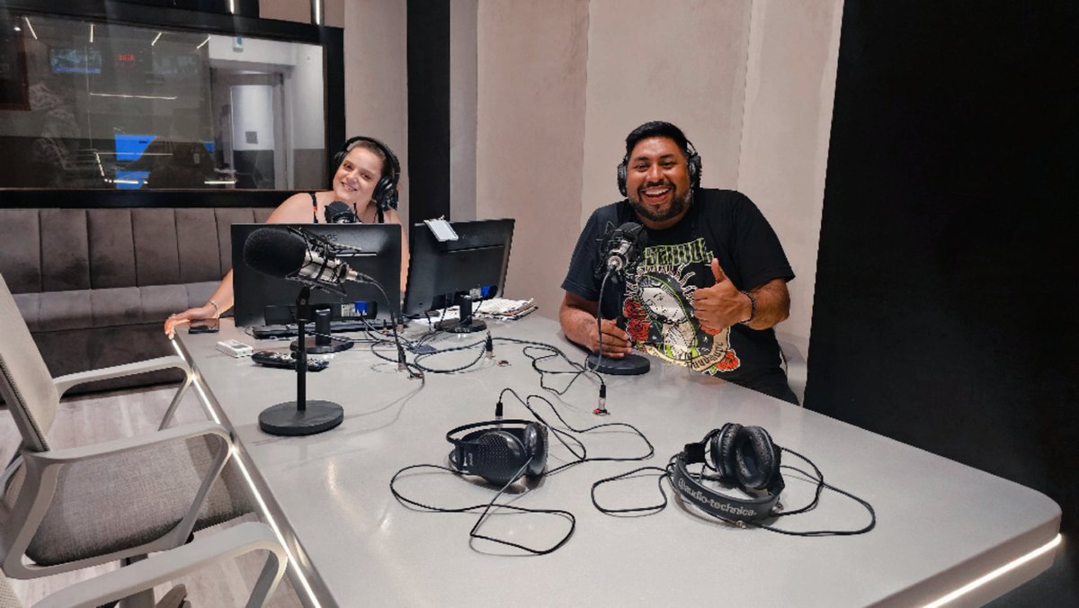 Carlosartaza10's tweet photo. @PonePasion ❤️‍🔥 102.7 📻
Pone Pasión en tu radio 🙌🏾 https://t.co/szch5gCKqi