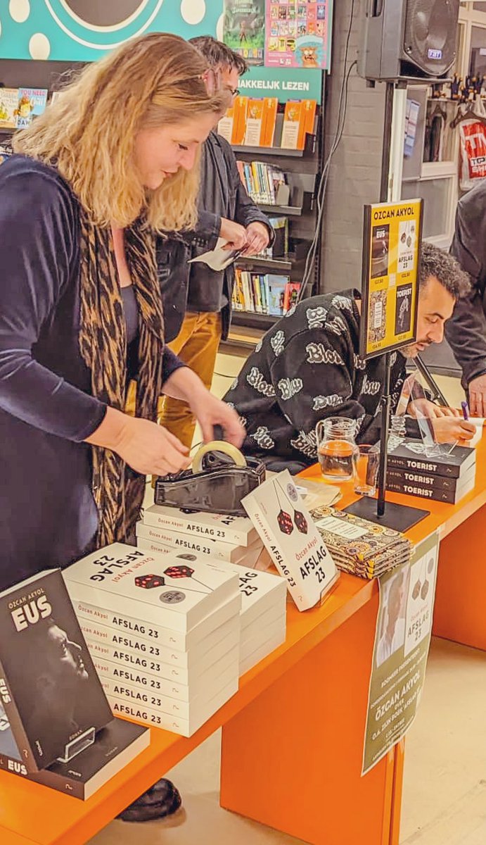 Petralala tweet media