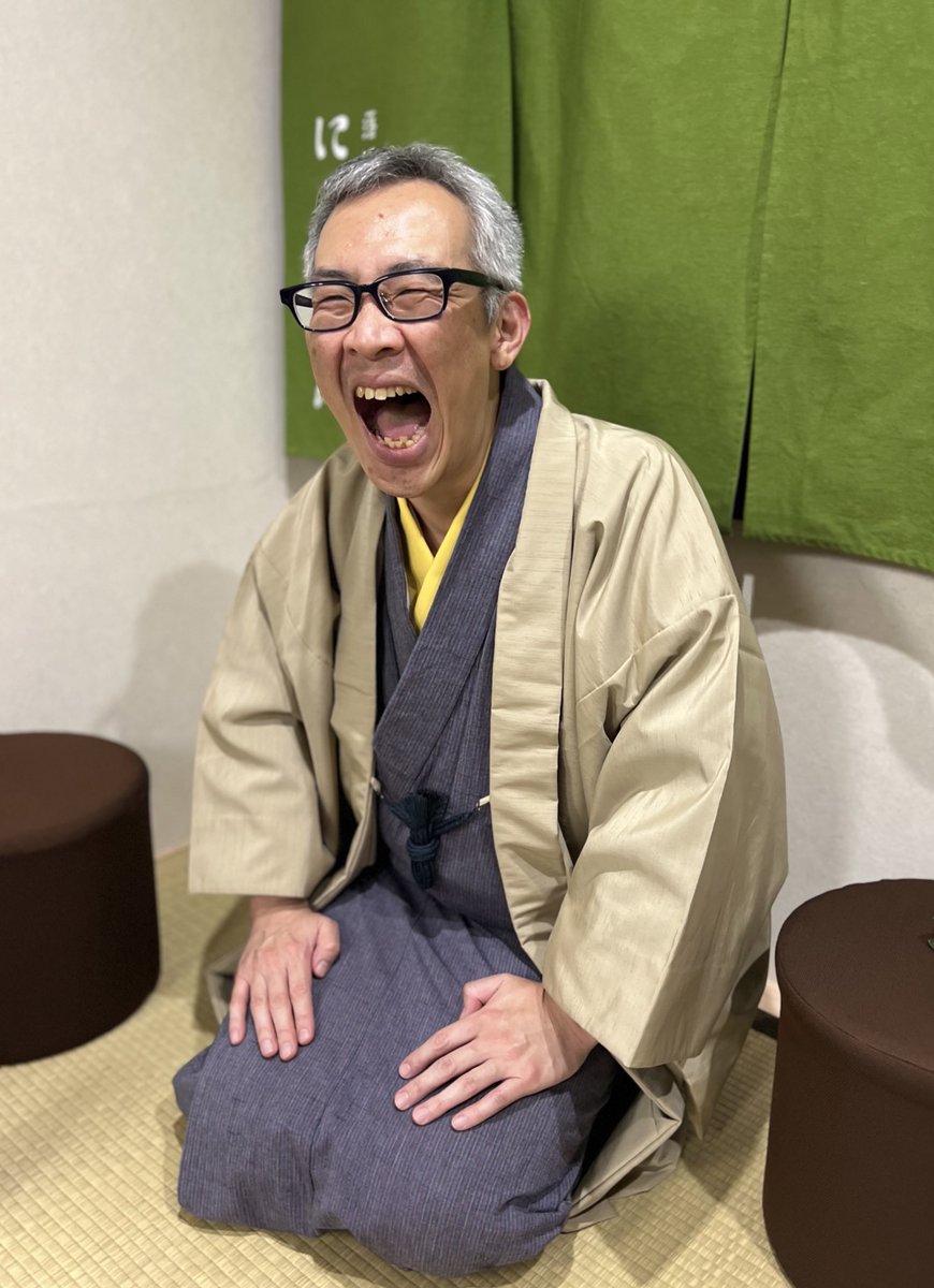 mkkouenkai2023's tweet photo. 三遊亭萬橘の萬客萬来
毎週金曜更新です！

第5回「年末年始の過ごし方」

ボクシングや初席で
大忙しだった萬橘師匠の年末年始です

Radiotalk
Apple Podcast
Google Podcast
Spotify

にてお聞きいただけます🙌

ジングルがないと寂しい！募集してます！
▶️mankitsukouenkai@gmail.com https://t.co/s6D1QEKpaL