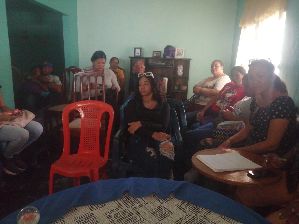 UnCarlos18989's tweet photo. #1FEB2024 La Dirección Ejecutiva Municipal y las parroquias en Reunión Organizativa con miras a las elecciones 2024.. Vamos por más. https://t.co/3fpa4D5304