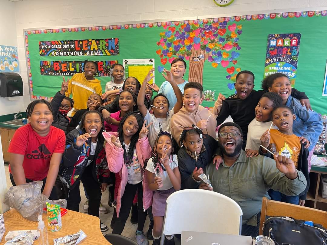 Our 3rd graders met Mr. Pernell (Ms. Wright's brother-3rd grade teacher) in person. He discussed his multiple visits to Africa and China. What an awesome way to begin Black History Month!!! Thank you for all you do, Mr. Pernell.