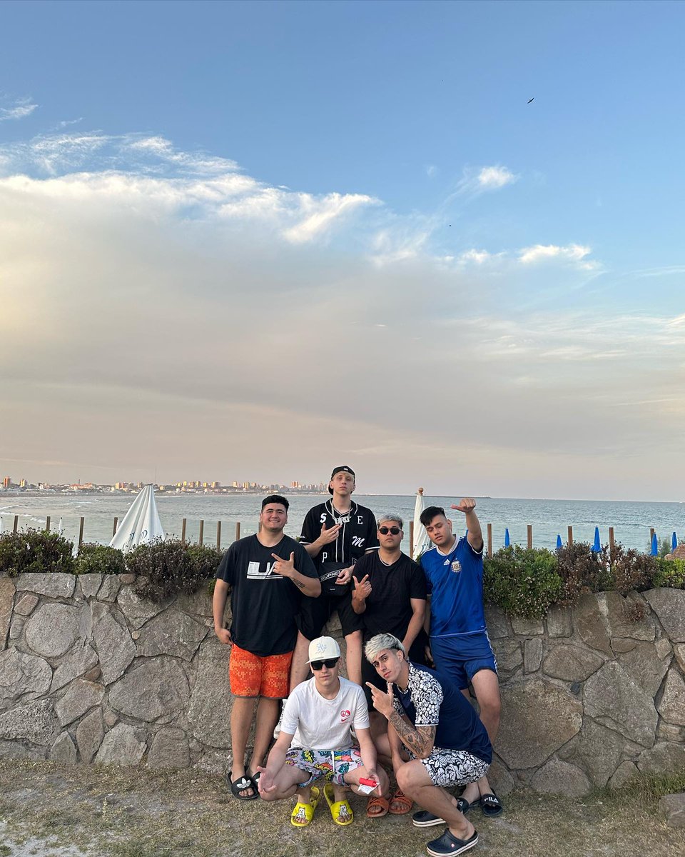 BRGArmy_'s tweet photo. 📸☀️Mar del Plata 2024!!!

• @brunenger https://t.co/ovgSHklcoi