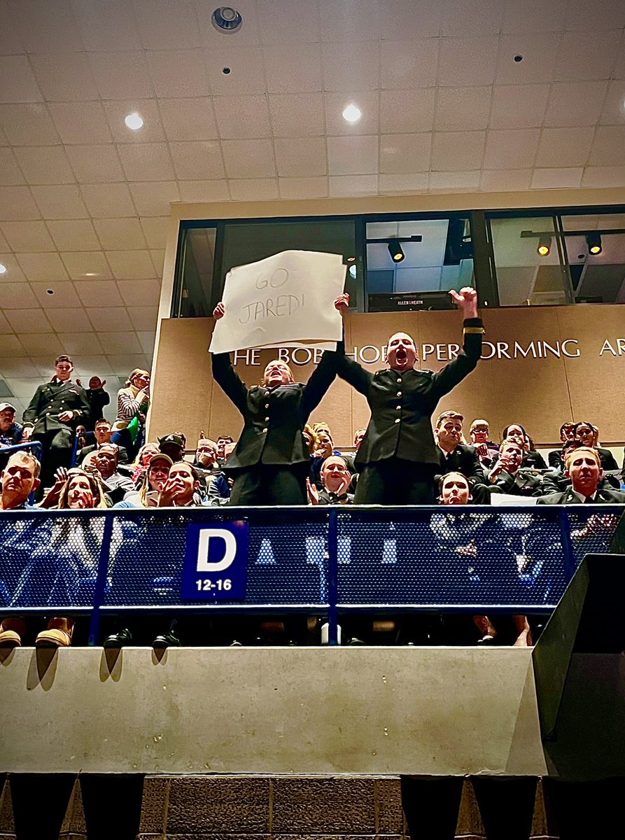 NavalAcademy's tweet photo. Scenes from Ship Selection going on now in Alumni Hall β Mids are SWO happy!
#shipselection #gonavy #usnavy https://t.co/86Iz6UcNXt