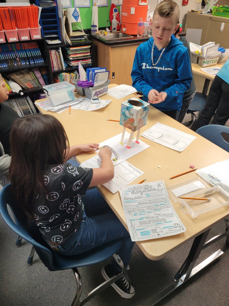 MsCooperatCraik's tweet photo. 3rd graders have been learning about weather hazards and used their knowledge to create a structure to protect a home from flooding. https://t.co/0zT96srv7S