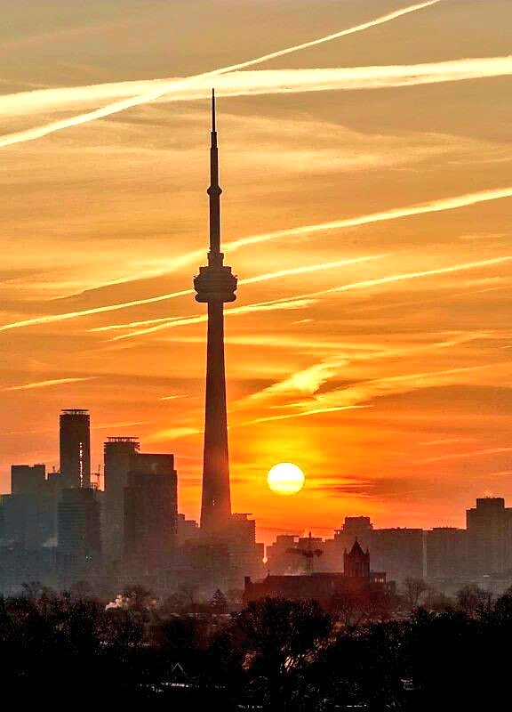 Good Morning 🧡 twitter family 
शुभ प्रभात 🌤 #CNTower #Toronto