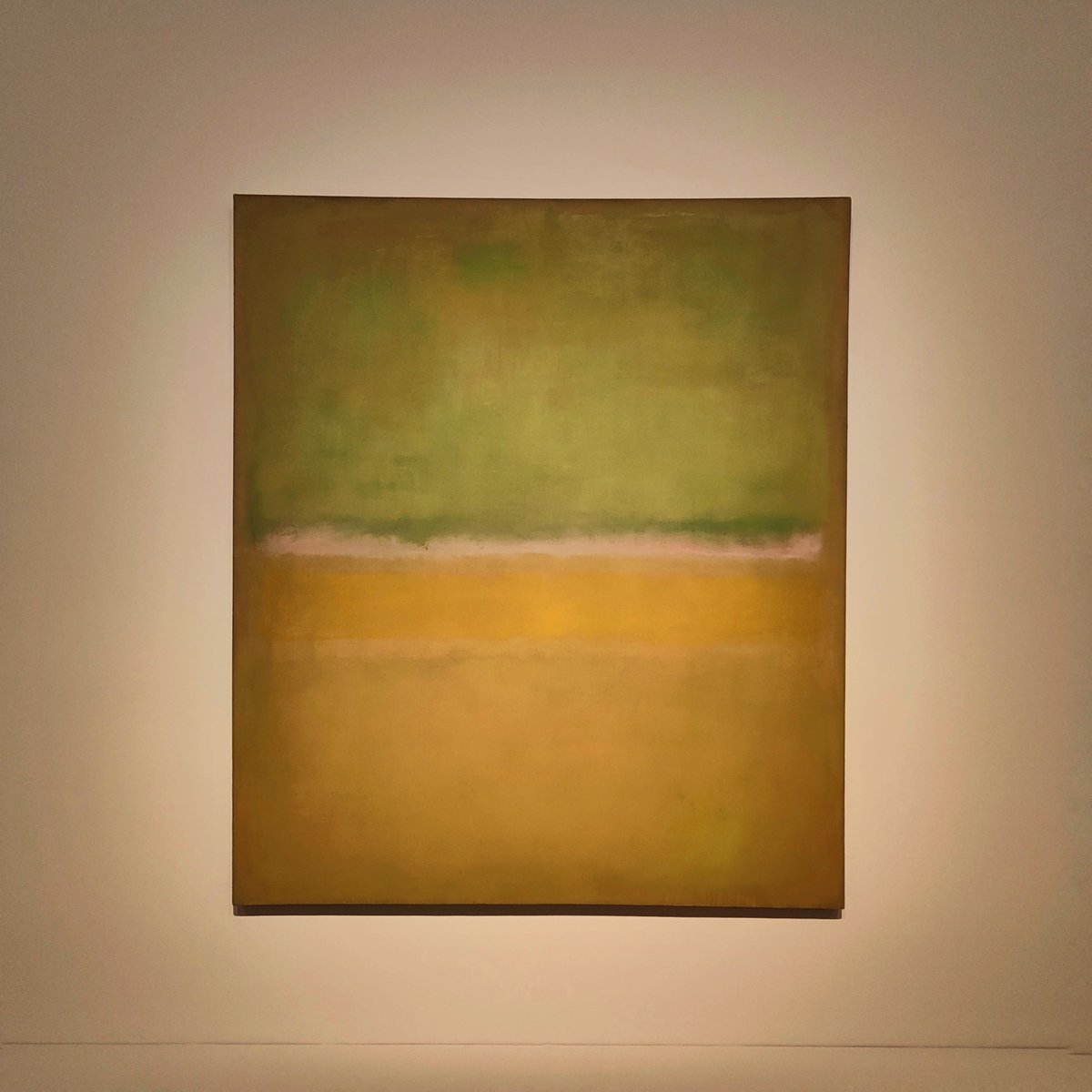 Today I saw the Rothko exhibition in Paris and I am not ashamed to say that there were moments when I cried and others where I felt in the presence of a god that I do not believe in. It was beautiful.