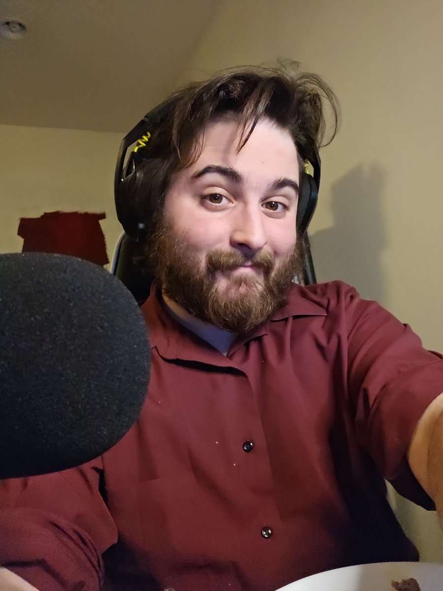 DoGoodhvz_'s tweet photo. Going live with some Dead By Daylight matches!!!! Viewers are welcome to play!!! Green envelopes are welcome too!!!

https://t.co/f8ZMWabtIh 

#DeadbyDaylight #dbd #suvivor #horror #twitch #linkinbio #greenenvelope #TwitchAffilate https://t.co/oGXcZm1Wwa