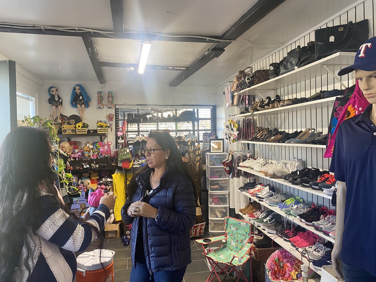 tuscielos's tweet photo. my mom and my aunt opened a tiny thrift store together on 626 w davis street! its called the butterfly shop <3 ☺️ yall please feel free to pay them a visit sometime! 10am to 5pm https://t.co/9msYUGLa9F