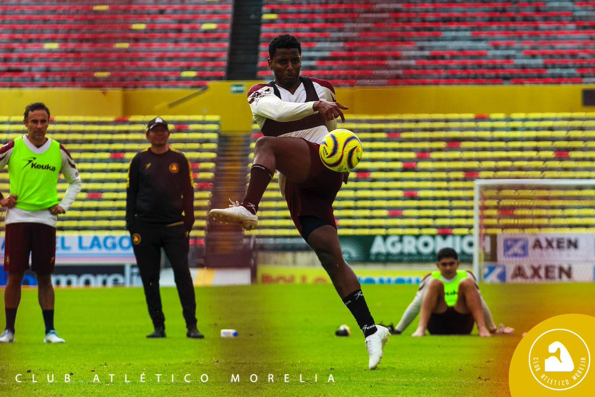 C_A_Morelia's tweet photo. Afinamos puntería 🎯

#PuroPinshiRojoYAmarillo💪 https://t.co/QgquOlSjTJ