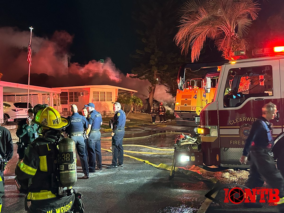 Clearwater: Report of plane crash with fire involving several trailers at mobile home park off Teakwood Dr.