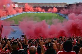 espinalpipe's tweet photo. Mi amigo @oscartobonc y y la gente de Enganche.mkt les van a entregar 4 abonos de la tribuna oriental para ver al @AmericadeCali.
Solo tiene que seguir en Instagram a #enganche.mkt y también  a #oscartobonca.
Estén atentos a la preguntas que haremos en un rato por aquí😉 https://t.co/OXcWUv3wbk