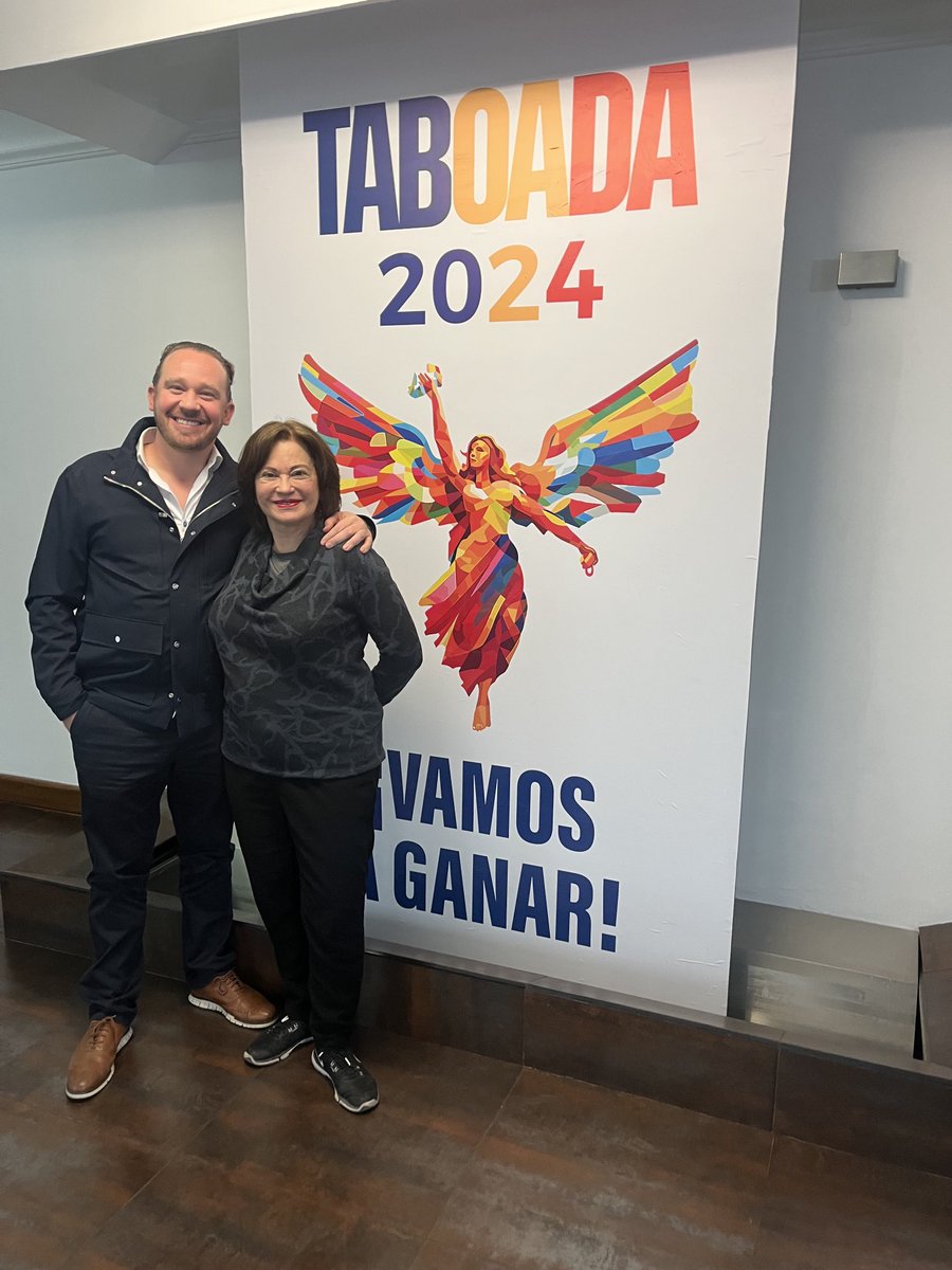 ceciliasotog's tweet image. Con ⁦@STaboadaMx⁩, ¡a ganar la CDMX!!