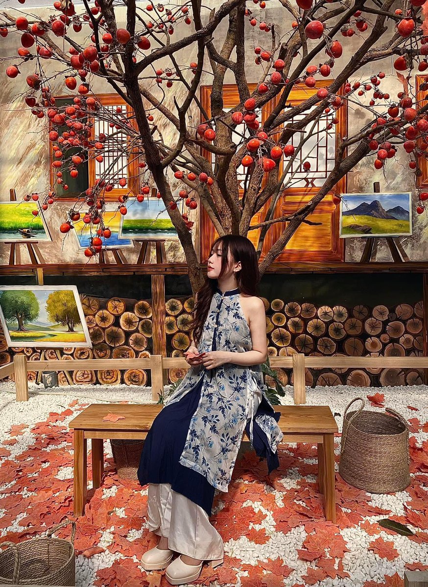 Tết đến nơi rồi ôi zời ôi các bạn mình ơiiiii 
Tín hiệu vũ trụ : mau mau chụp bộ ảnh đón tết thuiiii......
#Review #traveling