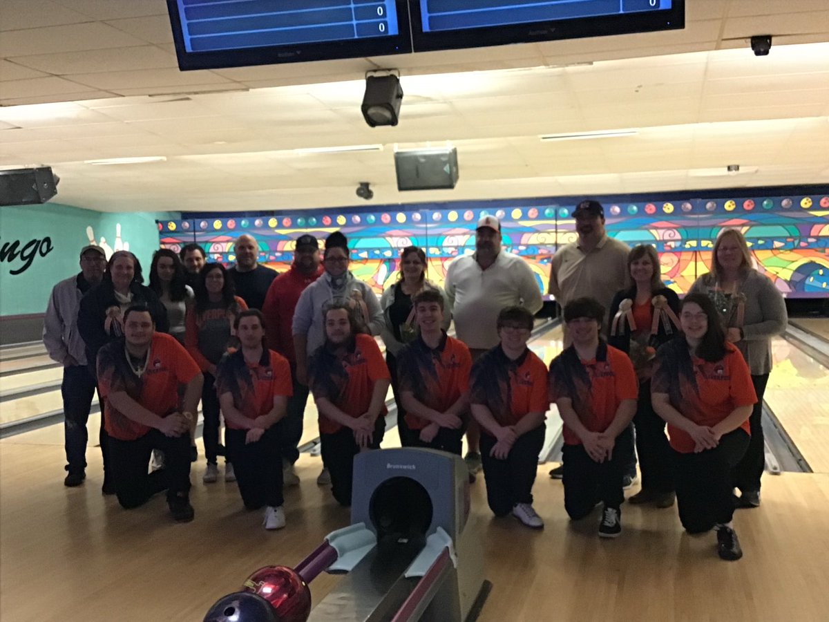 Congrats to All 7 seniors bowling in last home match. All started and boys won 5-2 over Fulton. Girls had fun but lost 0-7. So Proud of all of these kids!!⁦⁦<a href="/LHSVarsityBowl/">Liverpool Varsity Bowling</a>⁩ ⁦<a href="/LCSDAthletics/">Liverpool Athletics</a>⁩ ⁦⁦<a href="/LCSDOfficial/">Liverpool CSD Official - New York State</a>⁩