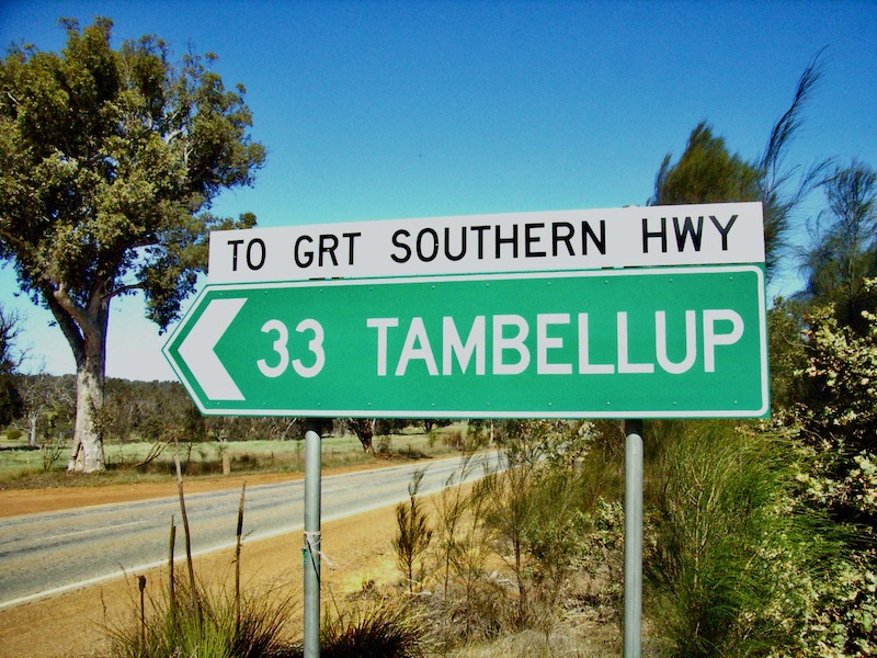 Les Everett tweet media