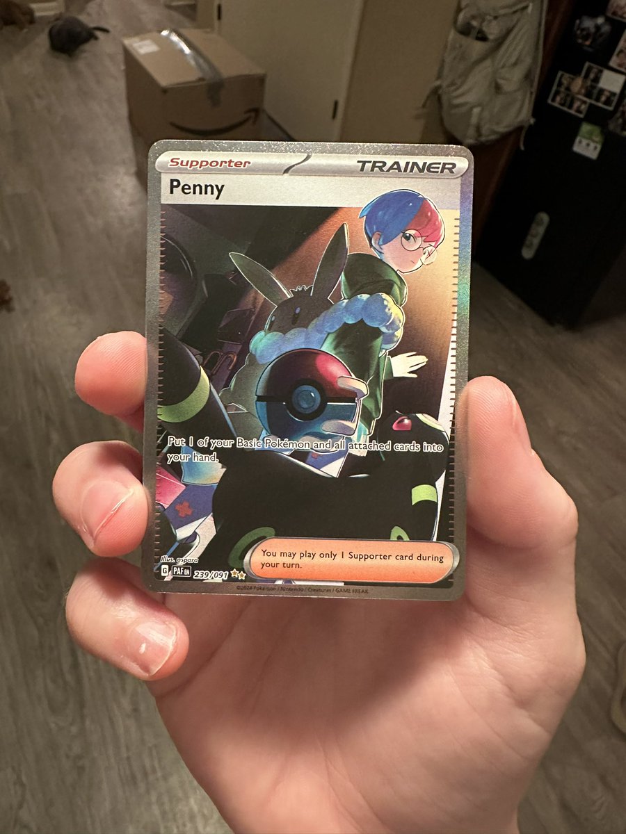 PKtcg0's tweet photo. I don’t remember the last time I pulled anything with my own hands. Shoutout to the wife yet again. Hands down the best trainer alt imo https://t.co/8O6ipWKymI