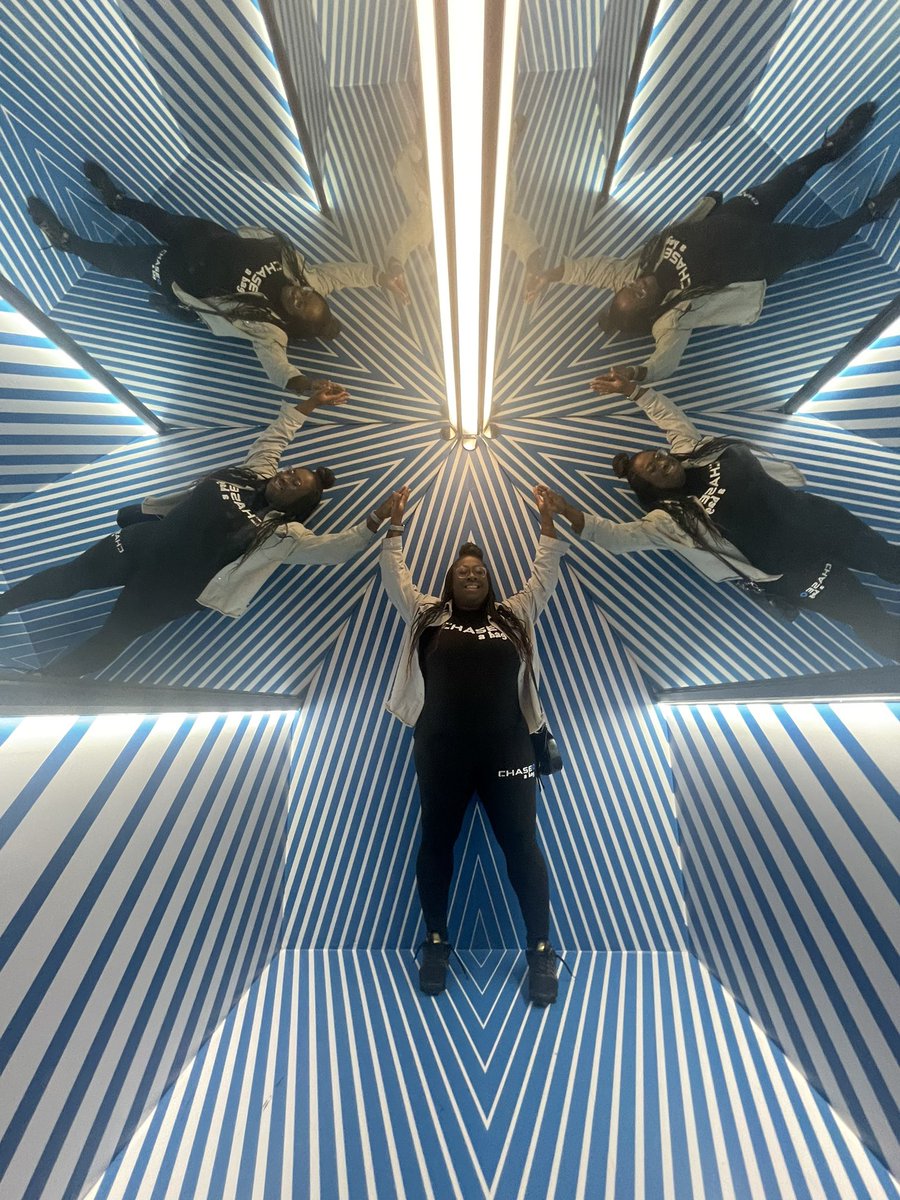 MissRocket_1212's tweet photo. Check out these exhibits at The Museum of Illusions in Pittsburgh!! #Pittsburgh #explore #pittsburghsports #science #fun https://t.co/WpKNmpmheG