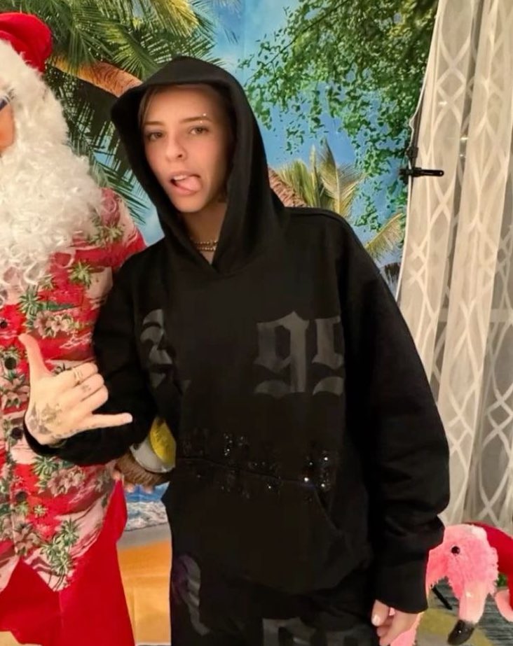 gatitorainbow's tweet photo. Hiii soy ima, soy de rd 🇩🇴mis canciones fav de la nena es 8am (mi cancion) y la session, pero pueden variar 
(no puedo elegir me gustan todas) 
la conocí con riri y nunca la deje de amar, sigámosnos y interactuemos para ser besties #IntegracionTrapKitty https://t.co/w2lqxDZmuv