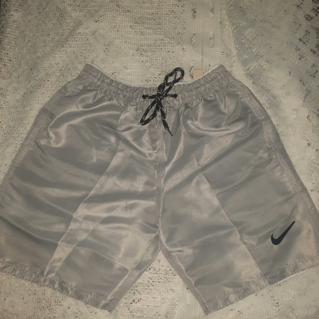 Dadaloja's tweet photo. Bermuda tactel cinza - P - 45 reais #Enjoei

Compre pelo link: https://t.co/sw65HHFd2o https://t.co/lDX0DxdkG4