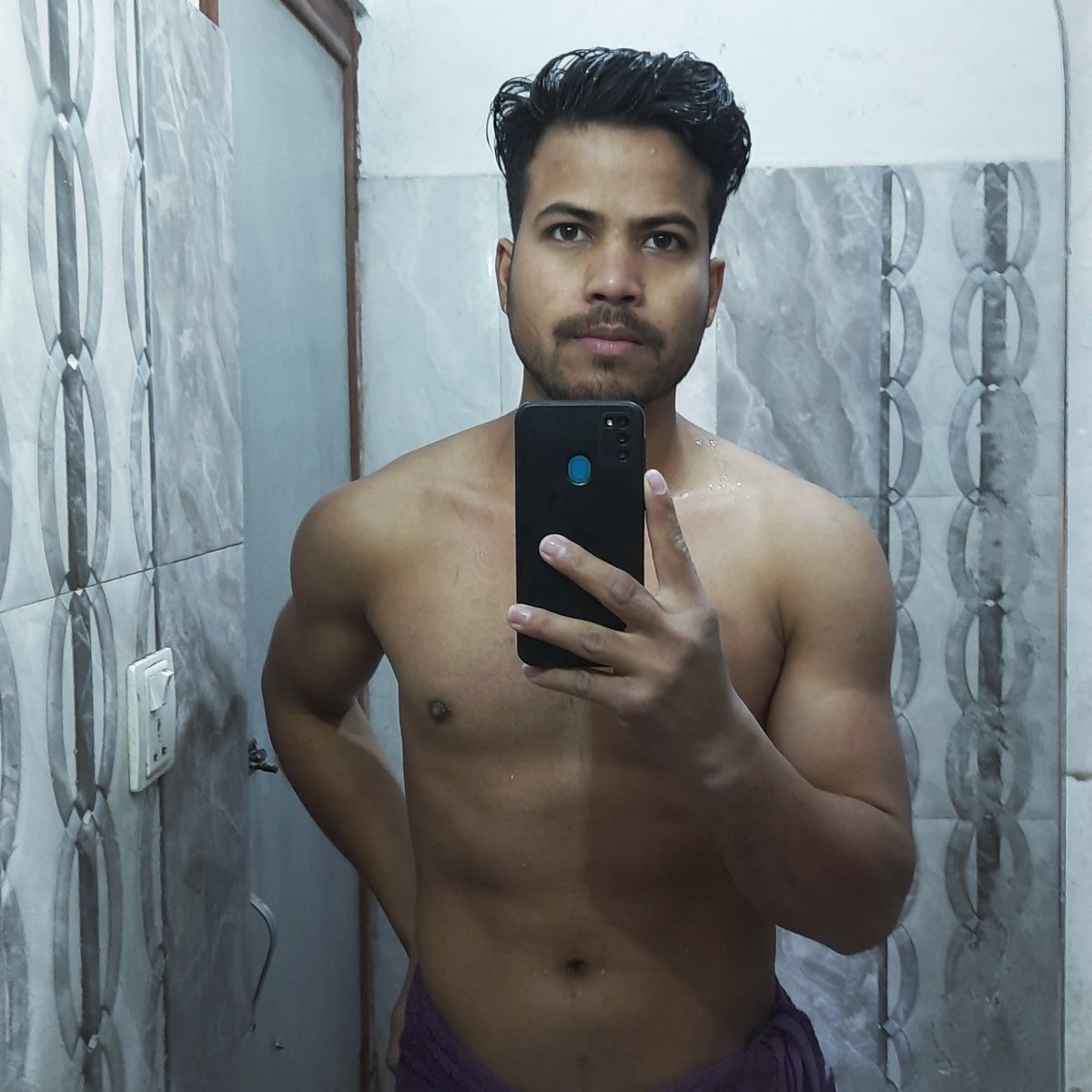 Only_RaOne's tweet image. 